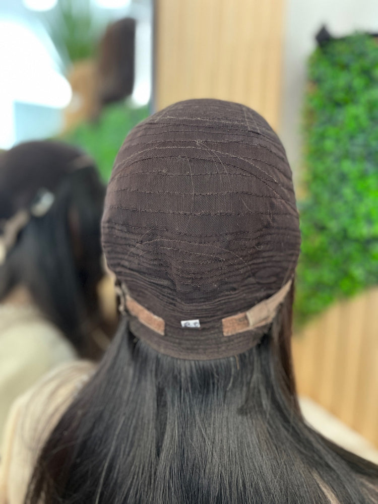 18" French top wig