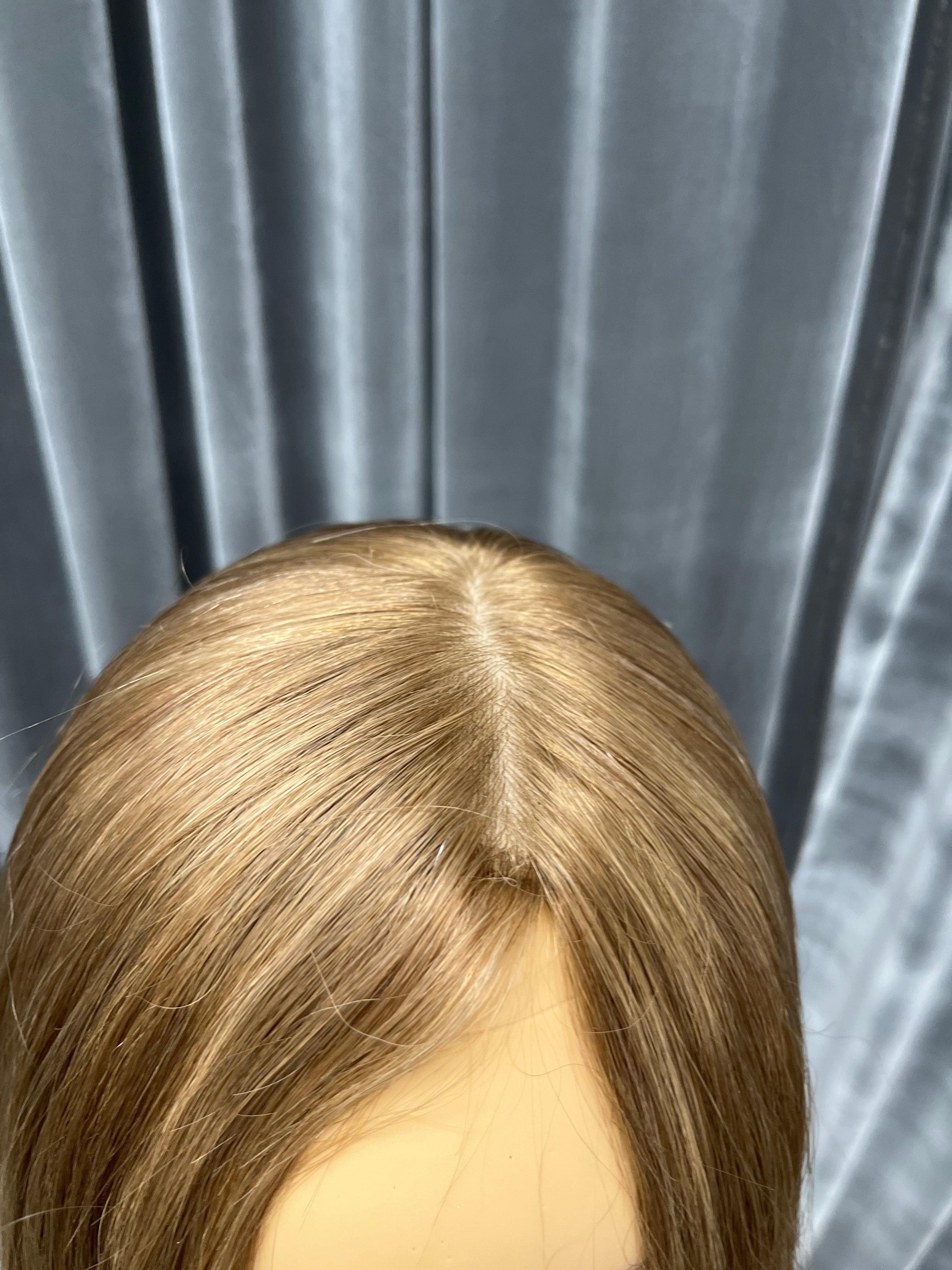 Mazali Basic 18" Wavy (Consignment) - Fortune Wigs