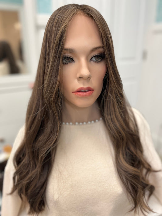Lace front Wig 22"