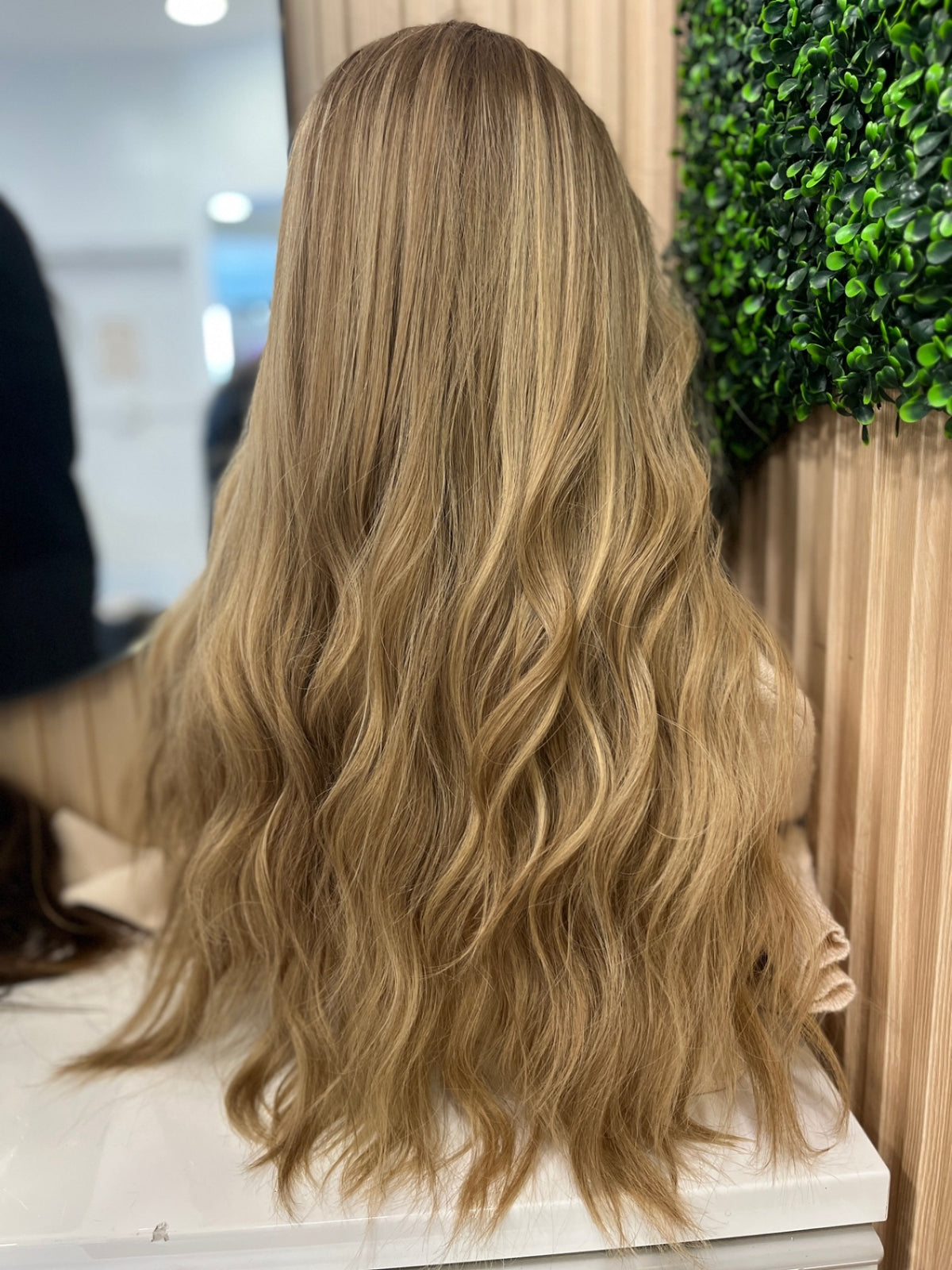 Mazali lace Blonde 25"