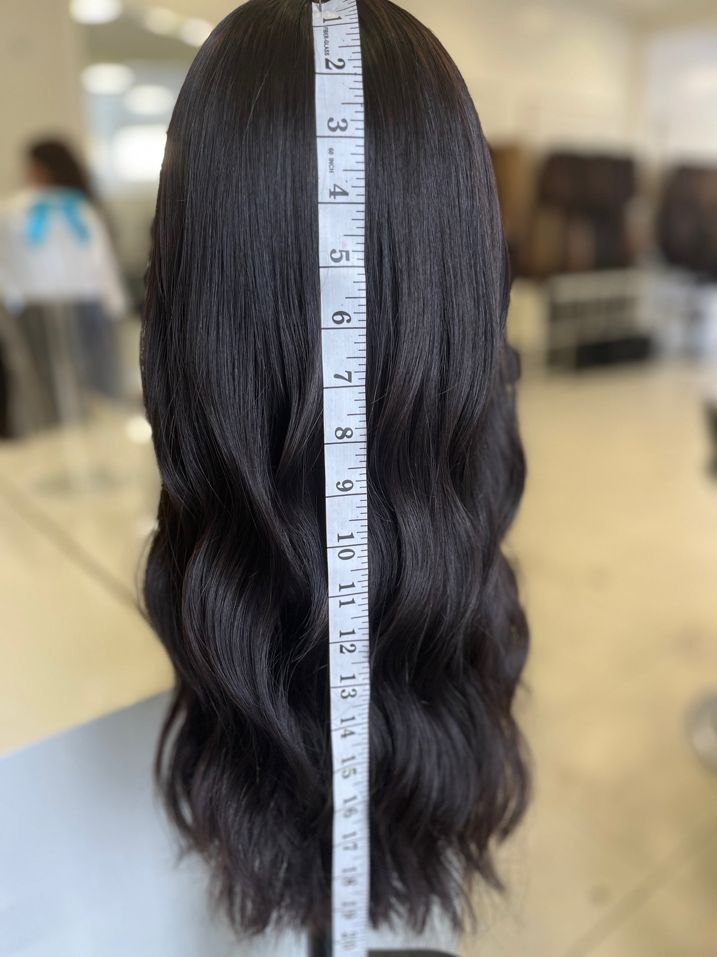 18" wig (Consignment)