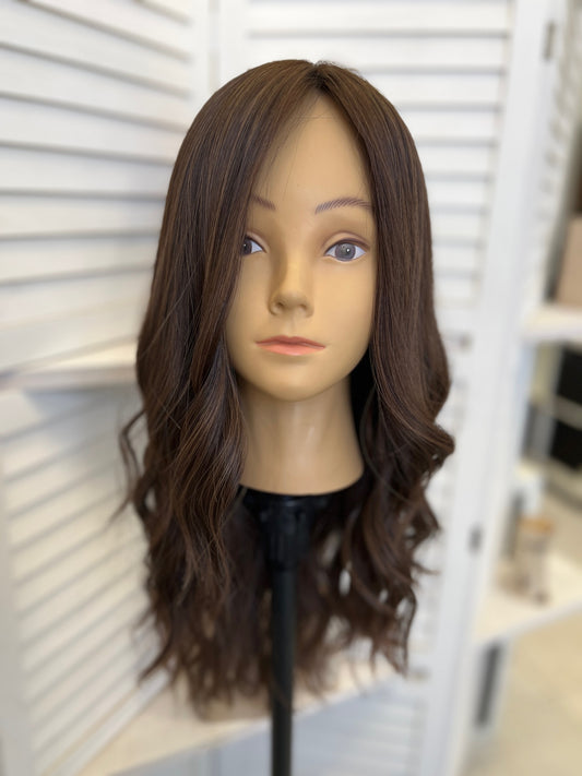 18" Wig (Consignment)