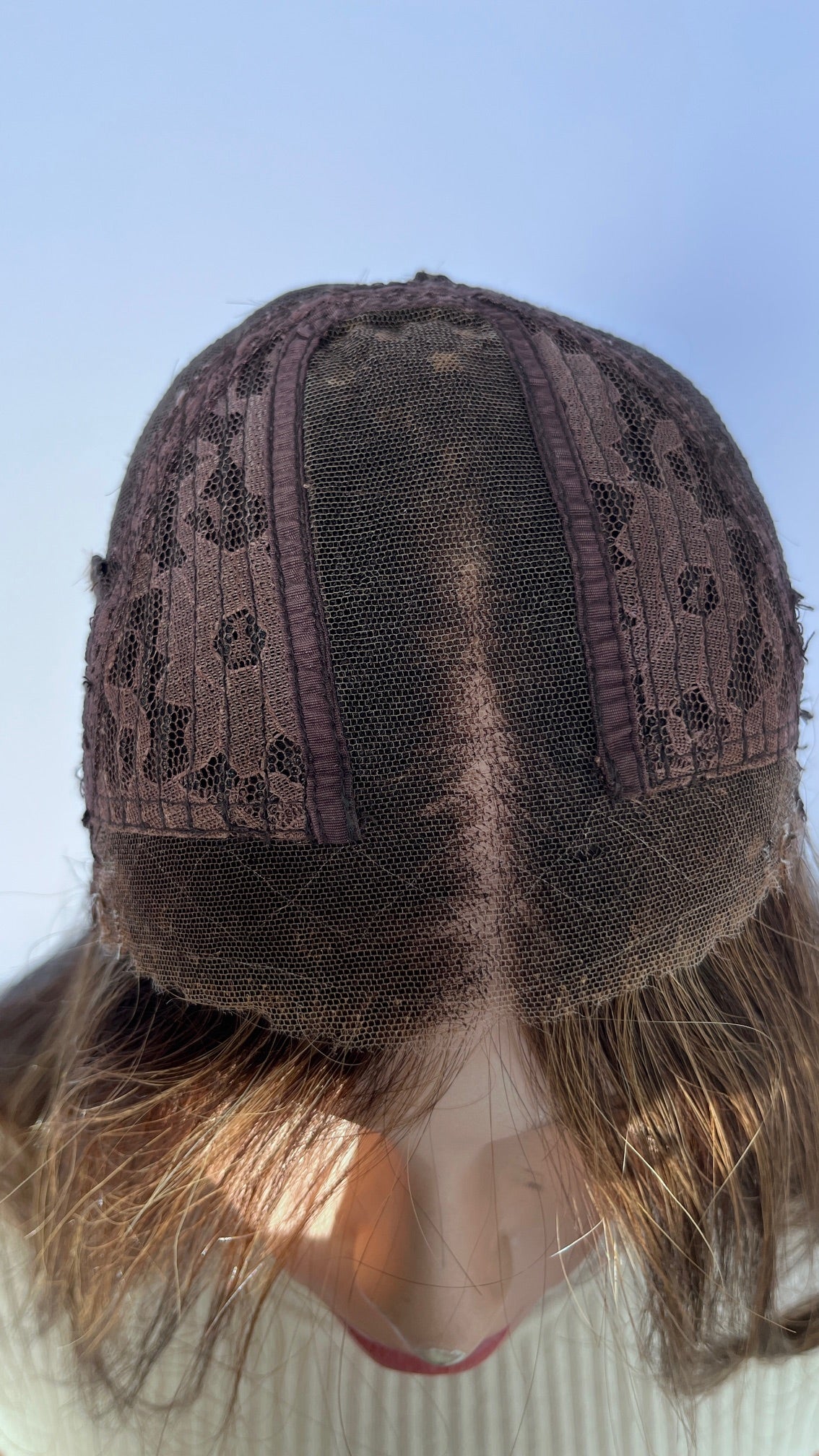 Inside view of the Mazali wig's lace top and front construction
