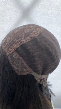Opposite inside side of the Gali wig cap