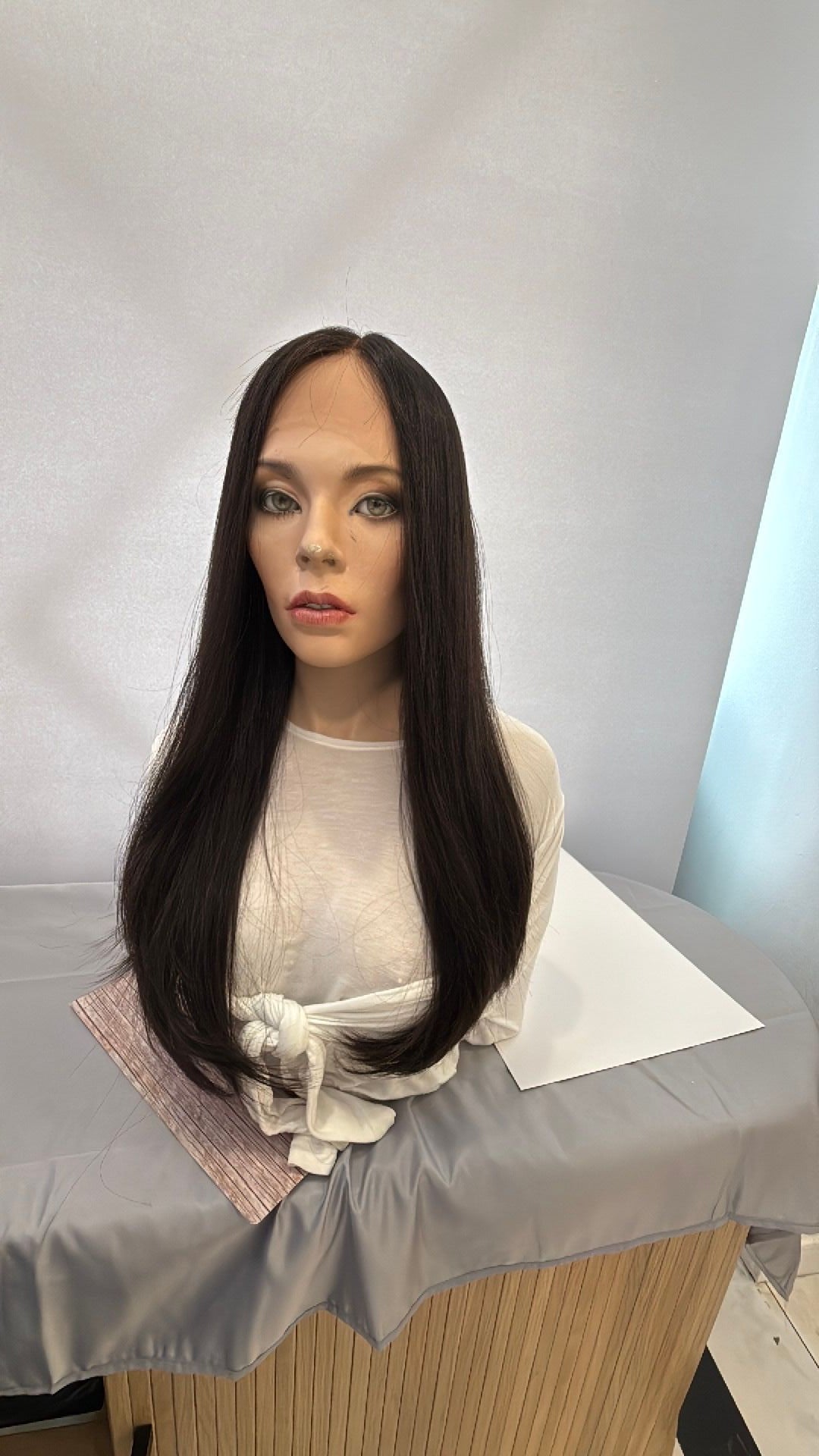 Mazali Lace Front Wig, 18 inches, #1B — product view 1